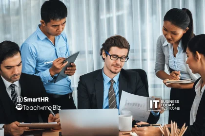 SmartHR Connects with Teachme Biz to Fix the Messy Reality of ID Management